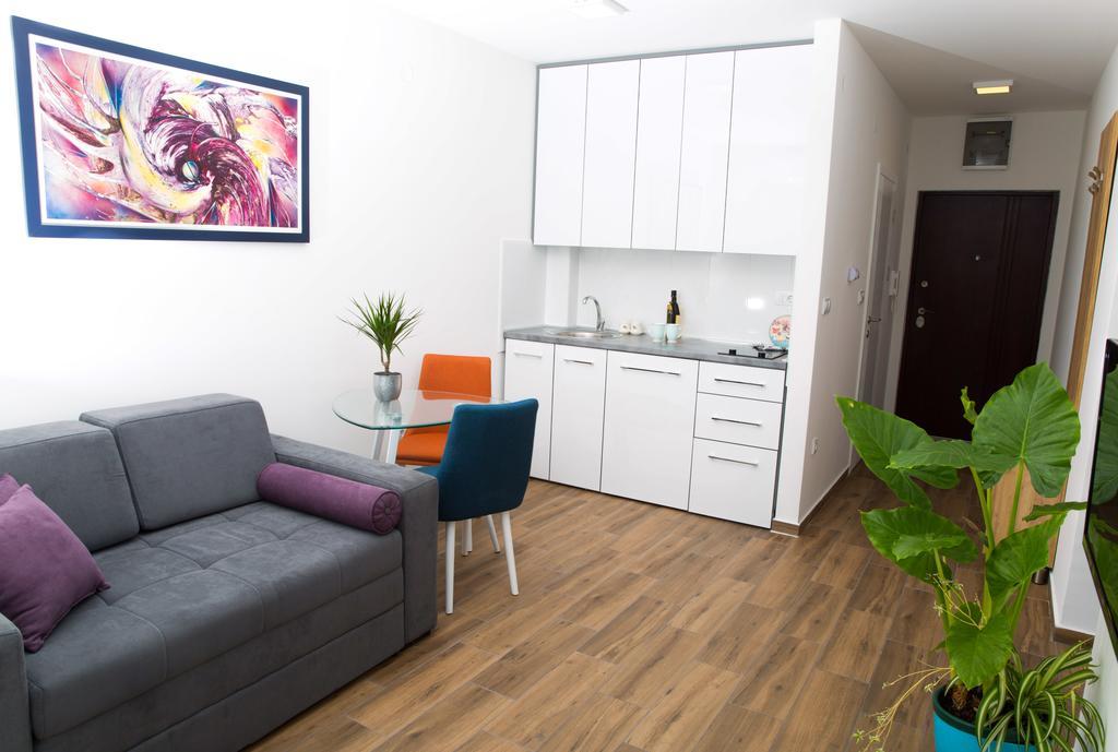 Apartment Koral Рума Экстерьер фото